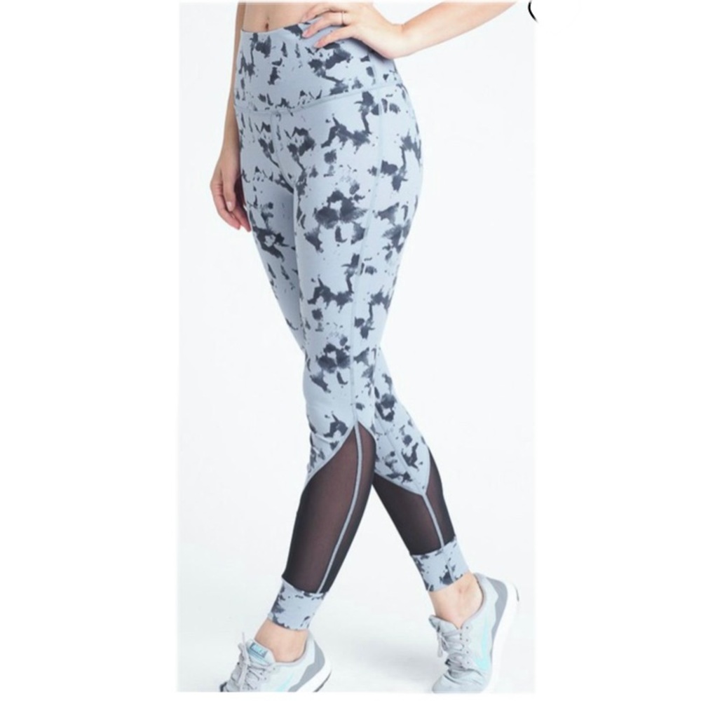 Mono B leggings size small